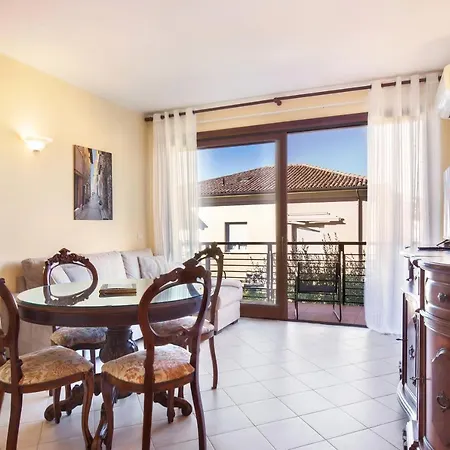 Bella Sathea * توري ديل بيناكو