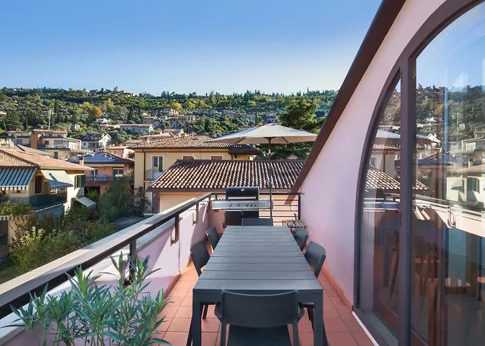 Bella Sathea * Torri Del Benaco