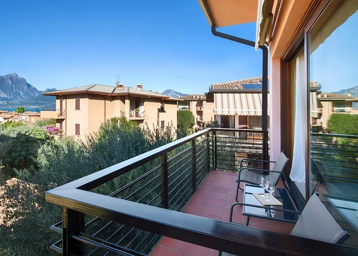 Апартаменты Bella Sathea Торри-дель-Бенако